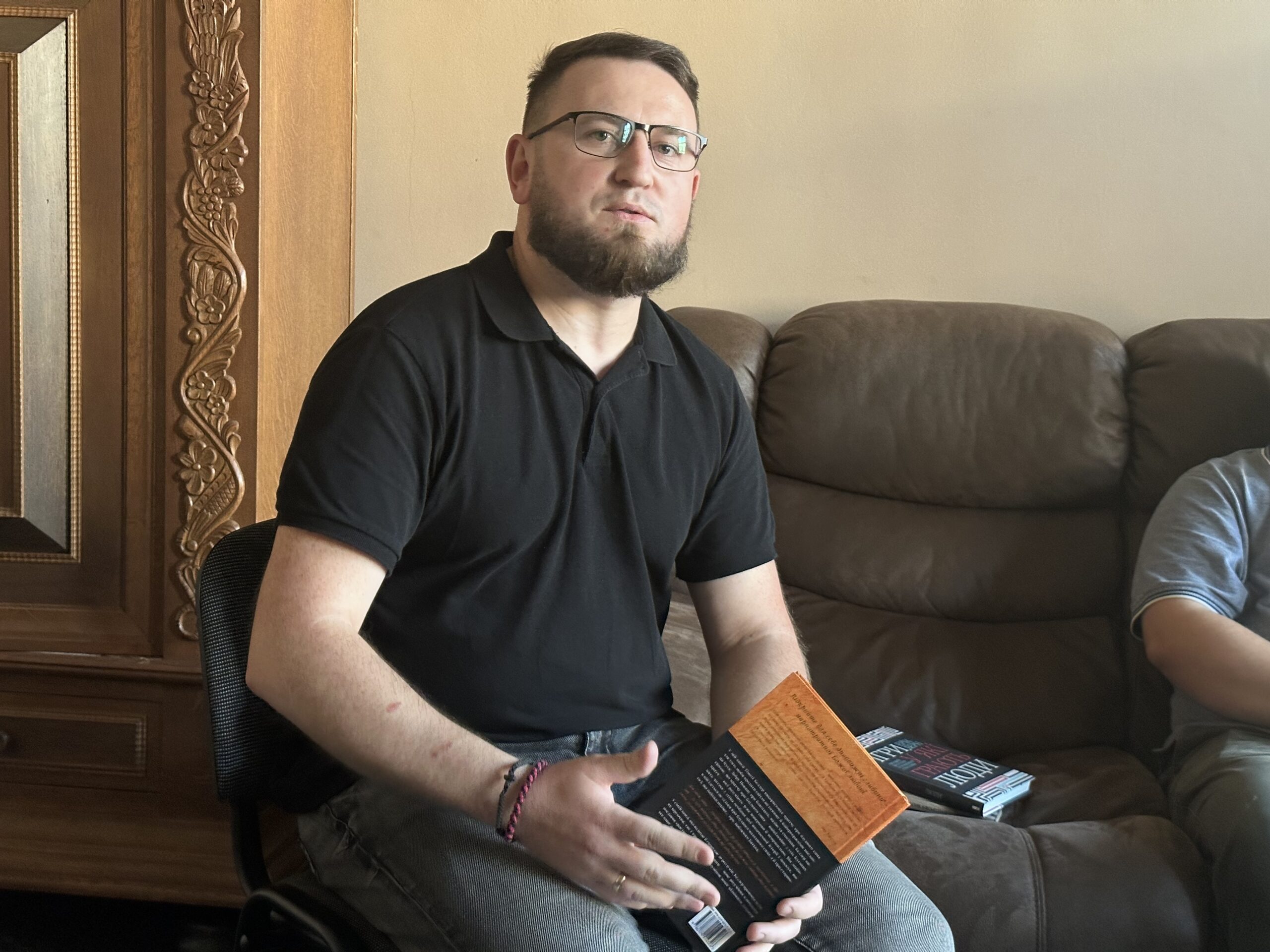 Військові капелани у Львові щомісяця обговорюють прочитані ними книги Військові капелани у Львові щомісяця обговорюють прочитані ними книги