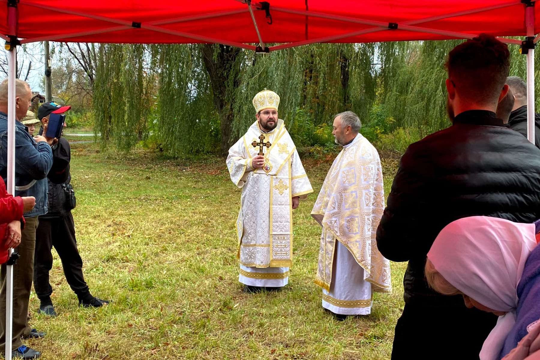 Владика Максим Рябуха про молитву просто неба у&nbsp;Слов&rsquo;янську: &laquo;Людей переповнювало відчуття Божої присутності&raquo;