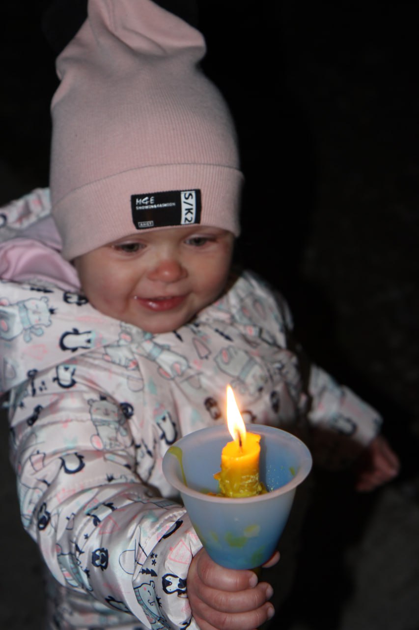 Владика Микола очолив Хресну дорогу у рамках “Святої місії” Владика Микола очолив Хресну дорогу у рамках “Святої місії”