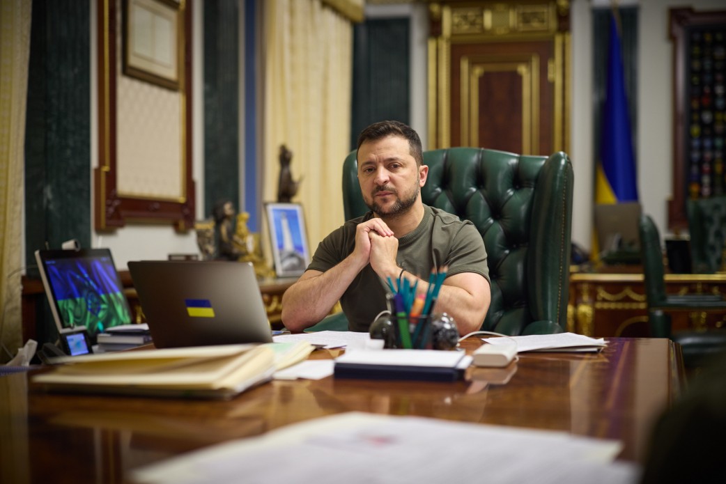 Володимир Зеленський обговорив із Метте Фредеріксен довготривалу підтримку України та реалізацію Формули миру Володимир Зеленський обговорив із Метте Фредеріксен довготривалу підтримку України та реалізацію Формули миру