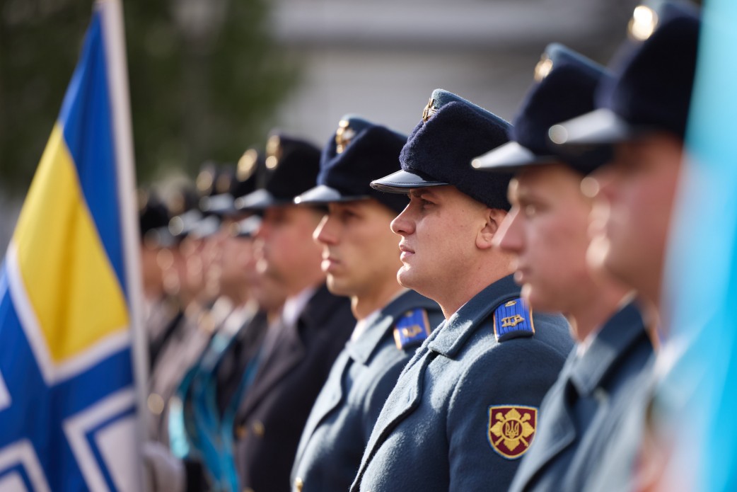 Глава держави прийняв вірчі грамоти від послів ПАР, Бангладеш і Гвінеї, які розпочали роботу в Україні Глава держави прийняв вірчі грамоти від послів ПАР, Бангладеш і Гвінеї, які розпочали роботу в Україні
