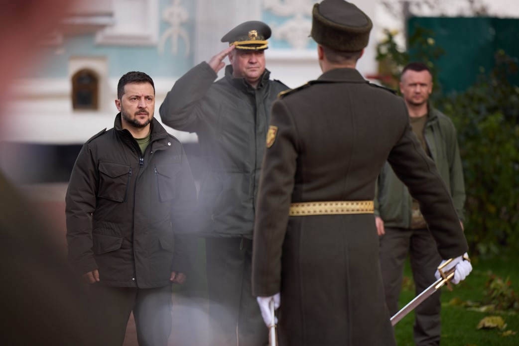 Глава держави прийняв вірчі грамоти від послів ПАР, Бангладеш і Гвінеї, які розпочали роботу в Україні Глава держави прийняв вірчі грамоти від послів ПАР, Бангладеш і Гвінеї, які розпочали роботу в Україні