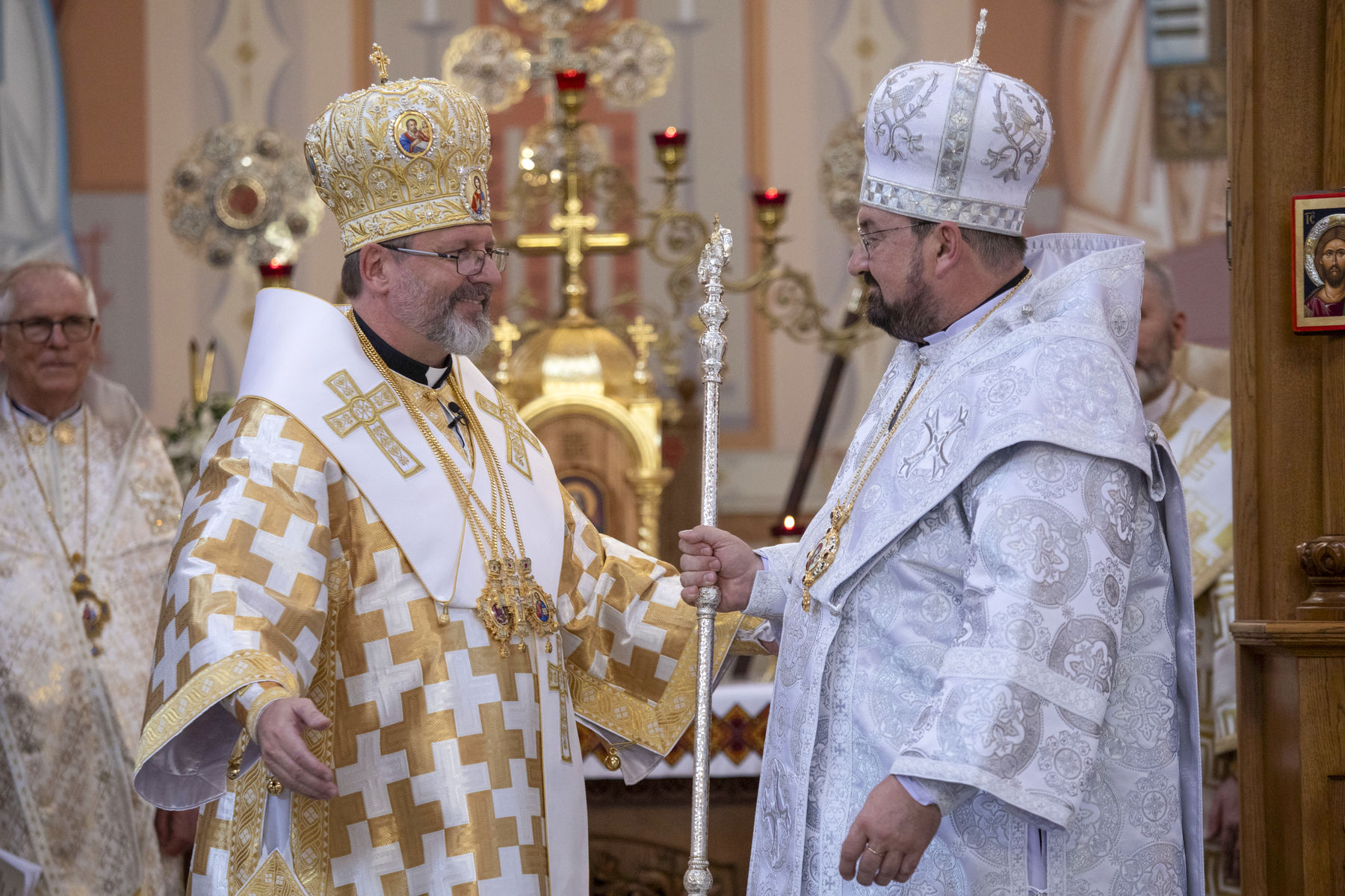 Глава УГКЦ привітав владику Петра Голінея з&nbsp;25-річчям священничих свячень