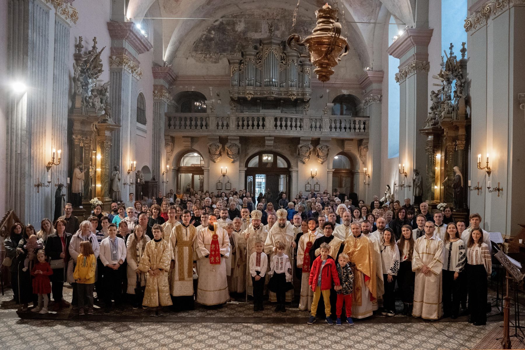 Громада УГКЦ в Угорщині відзначила 15-річчя від дня заснування Громада УГКЦ в Угорщині відзначила 15-річчя від дня заснування