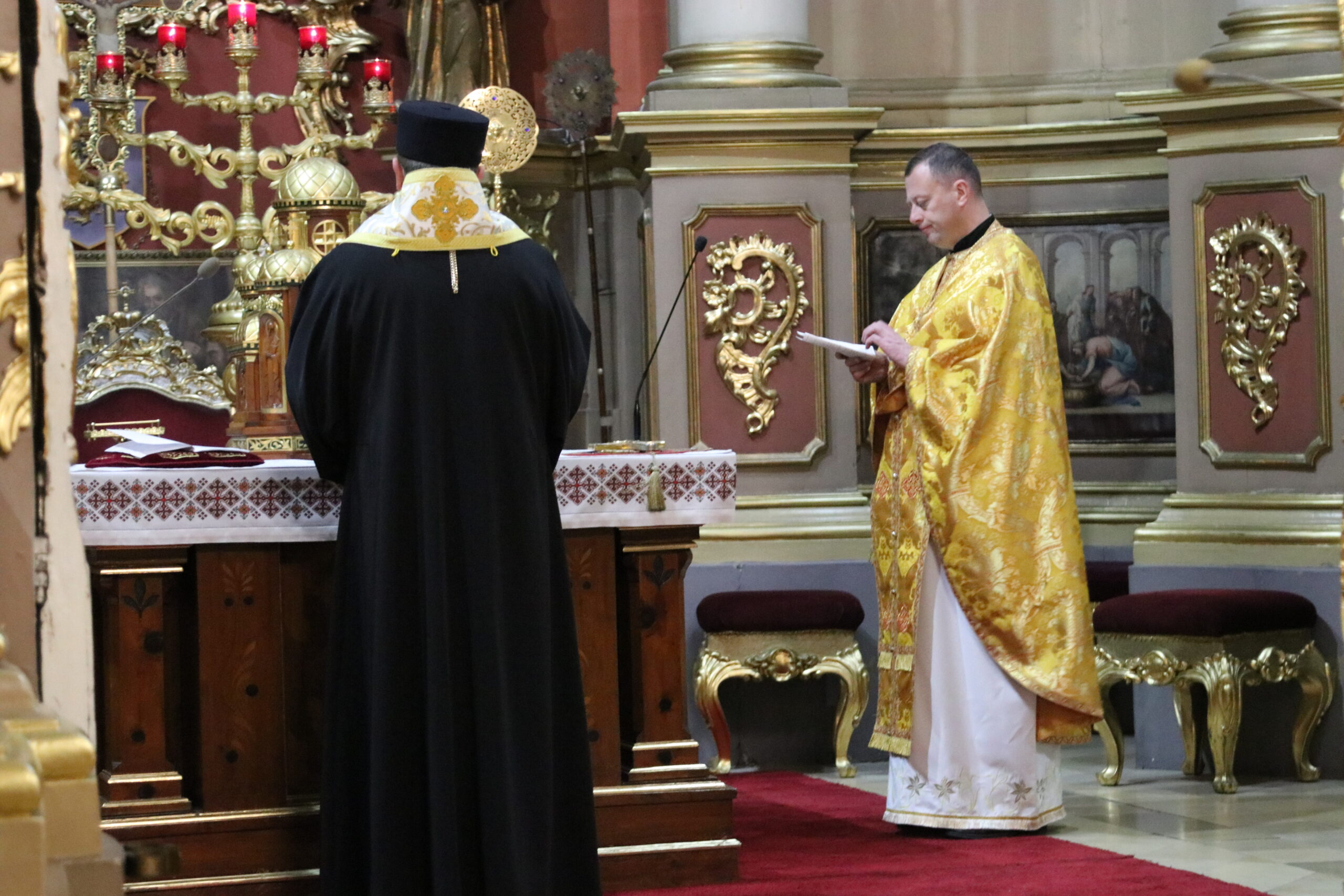 «Якою людиною є я?»: роздумували медики у перший понеділок листопада під час традиційних вечірніх чувань в Архикатедрі «Якою людиною є я?»: роздумували медики у перший понеділок листопада під час традиційних вечірніх чувань в Архикатедрі