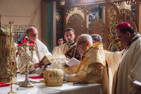 «Моліться за мене, щоб я був добрим і святим єпископом»: у Вінніпезі відбулася архиєрейська хіротонія владики Михайла Квятковського «Моліться за мене, щоб я був добрим і святим єпископом»: у Вінніпезі відбулася архиєрейська хіротонія владики Михайла Квятковського