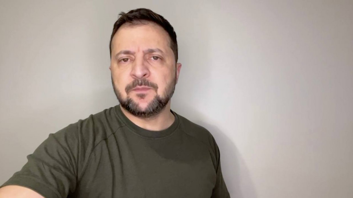 Наші сили оборони й безпеки дадуть відповідь російській армії на удари по Херсону й селам Херсонщини – звернення Президента України Наші сили оборони й безпеки дадуть відповідь російській армії на удари по Херсону й селам Херсонщини – звернення Президента України
