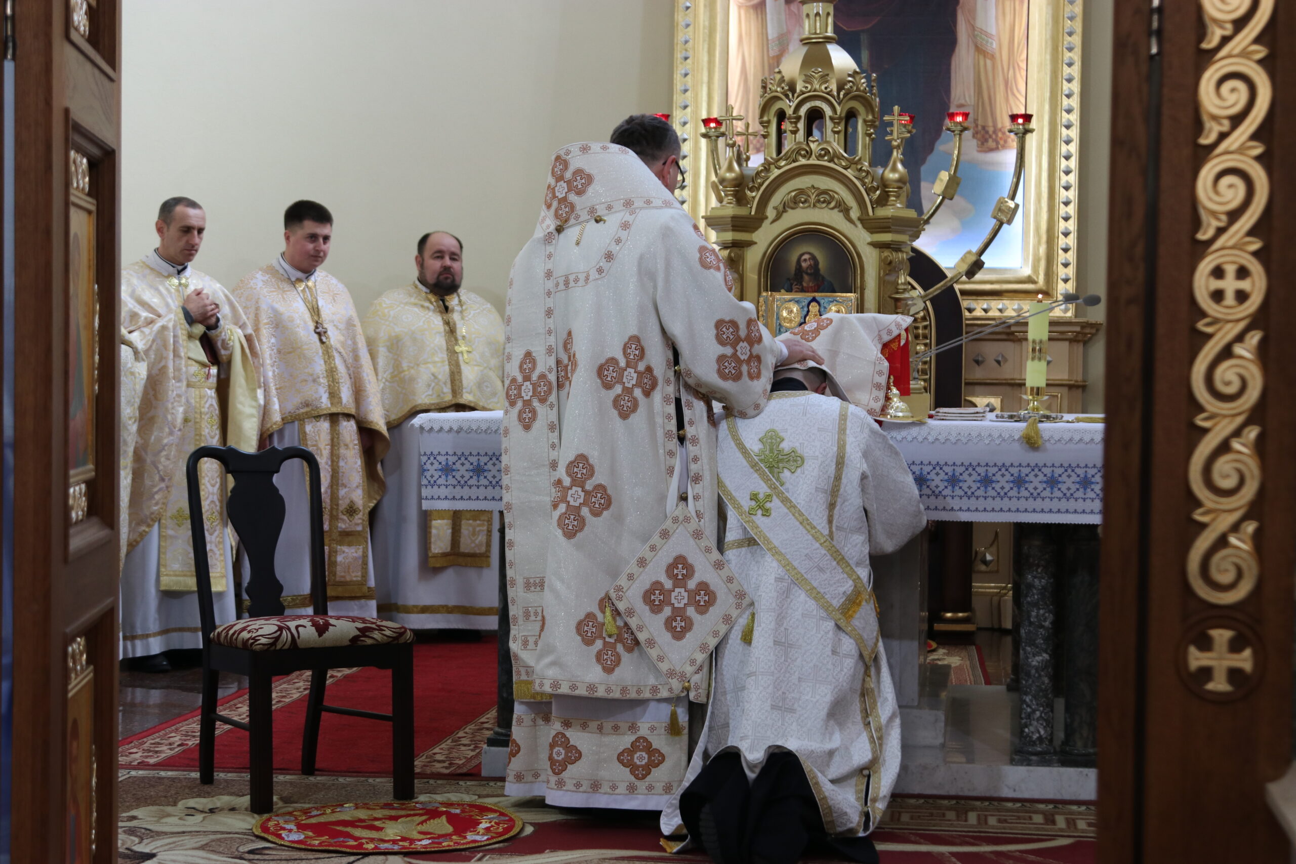 «Нехай Бог йому товаришує молитвами св. Матея»: Владика Володимир звершив священниче рукоположення Мирослава Сольського «Нехай Бог йому товаришує молитвами св. Матея»: Владика Володимир звершив священниче рукоположення Мирослава Сольського