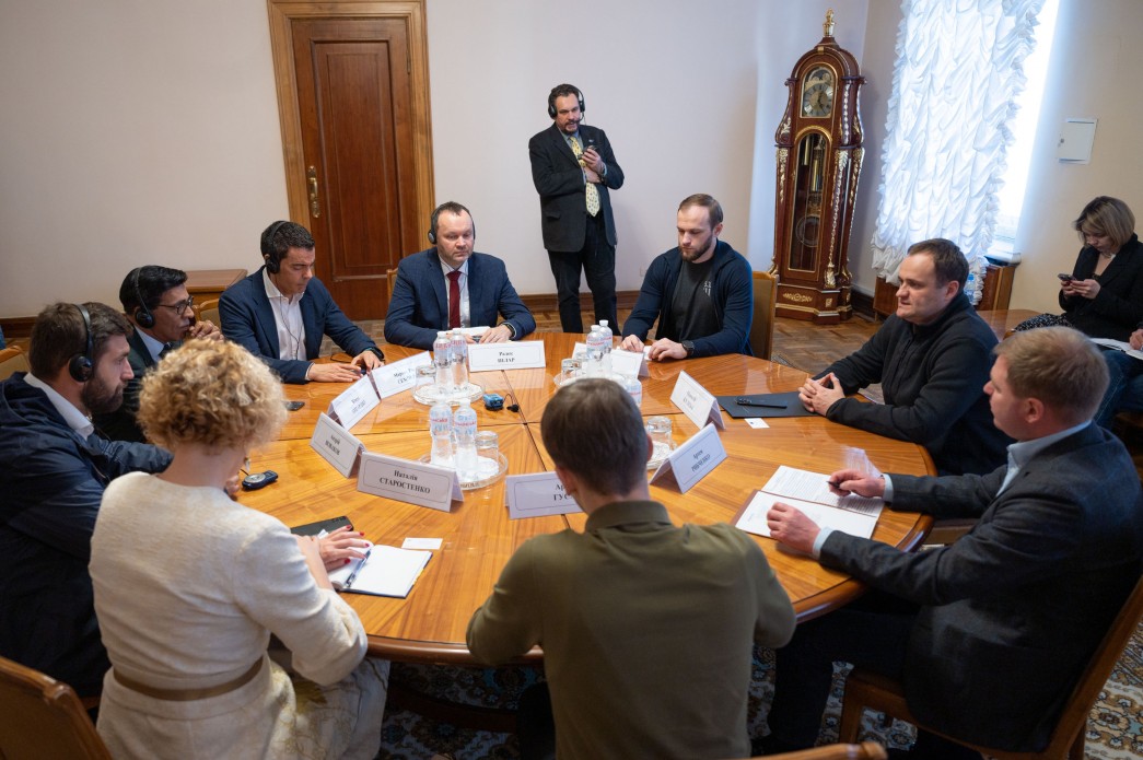 Олексій Кулеба зустрівся з делегацією Комітету Європейського парламенту з питань регіонального розвитку Олексій Кулеба зустрівся з делегацією Комітету Європейського парламенту з питань регіонального розвитку