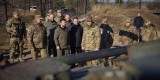 Президент України відвідав один із центрів підготовки підрозділів ракетних військ і артилерії та ознайомився з новітніми зразками артилерійського й інженерного озброєння Президент України відвідав один із центрів підготовки підрозділів ракетних військ і артилерії та ознайомився з новітніми зразками артилерійського й інженерного озброєння