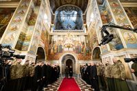 Релігійні лідери разом із&nbsp;військово-політичним керівництвом України помолилися за&nbsp;жертв Голодомору в&nbsp;Києво-Печерській лаврі