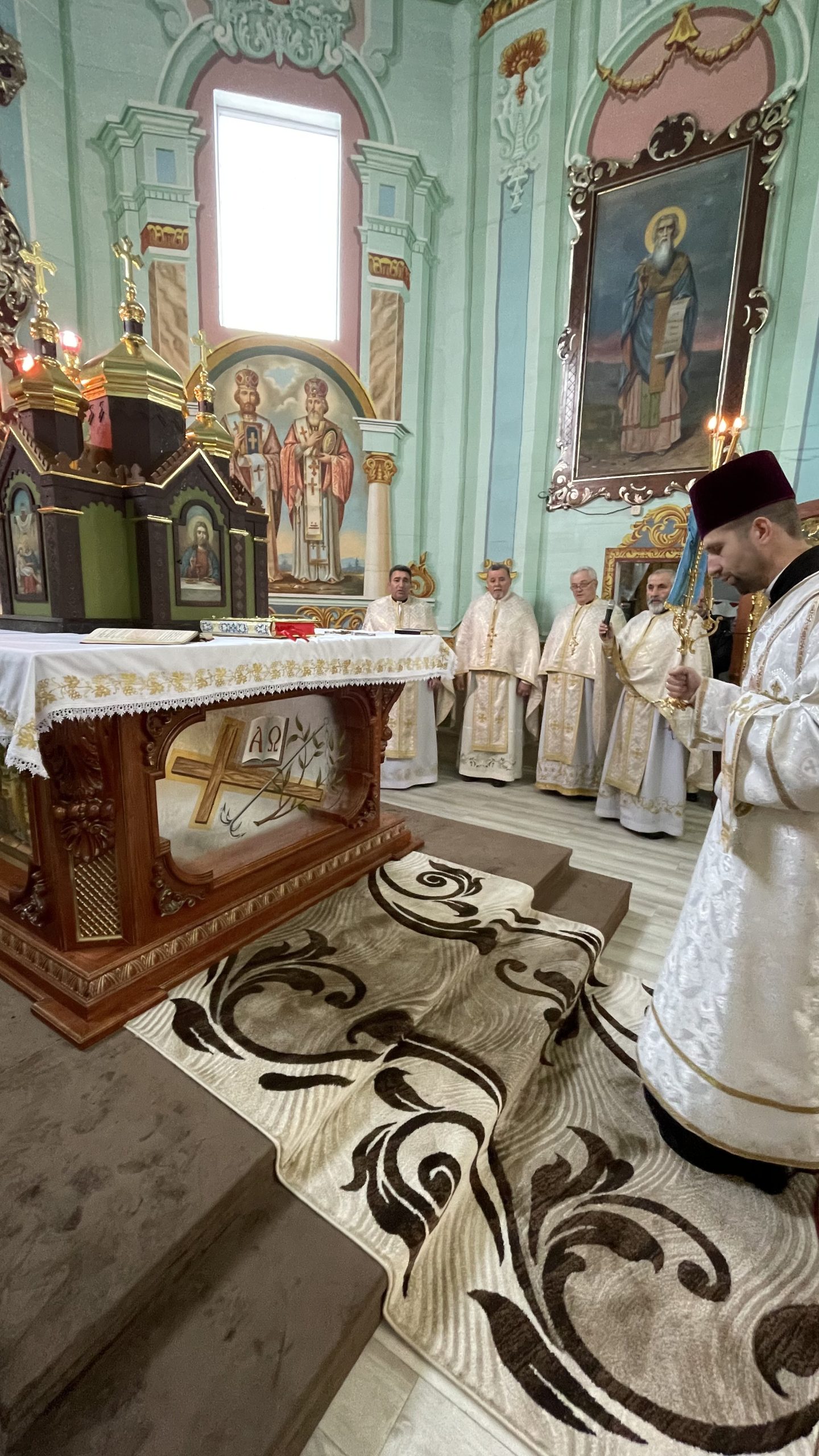 «Вчімося відкривати своє серце для милосердя», — Митрополит Володимир у Негівцях «Вчімося відкривати своє серце для милосердя», — Митрополит Володимир у Негівцях