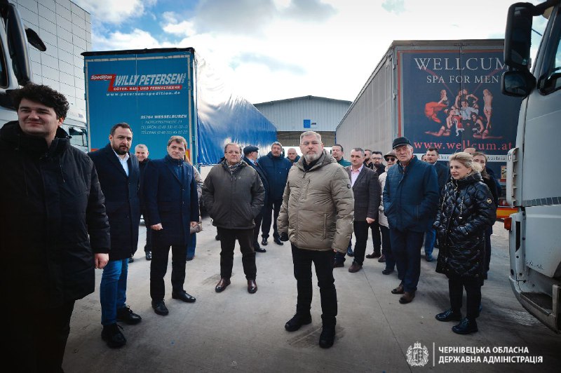 🤝Працюємо над збільшенням пропускної здатності КПП «Порубне - Сірет».
💬Обговорили це питання разом з головою... 🤝Працюємо над збільшенням пропускної здатності КПП «Порубне - Сірет».
💬Обговорили це питання разом з головою...
