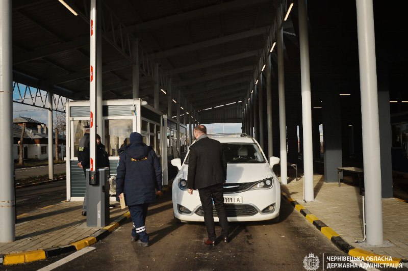 🤝Працюємо над збільшенням пропускної здатності КПП «Порубне - Сірет».
💬Обговорили це питання разом з головою... 🤝Працюємо над збільшенням пропускної здатності КПП «Порубне - Сірет».
💬Обговорили це питання разом з головою...