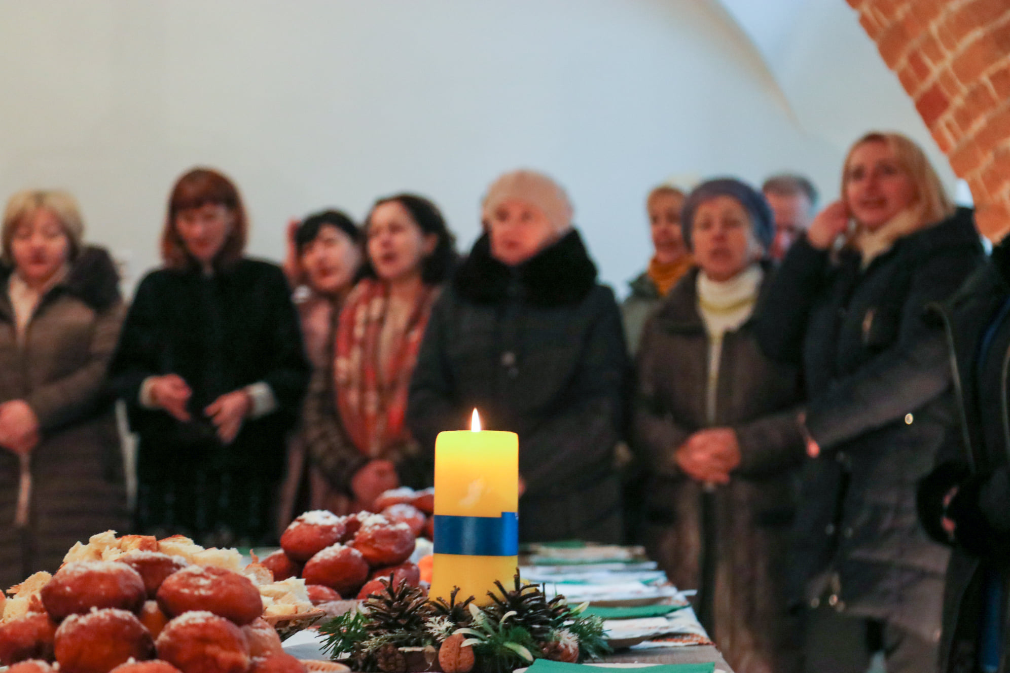Анонс. Катехитів Львівської архиєпархії запрошують розділити Різдвяну просфору Анонс. Катехитів Львівської архиєпархії запрошують розділити Різдвяну просфору
