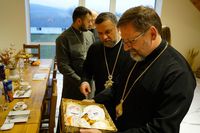 Блаженніший Святослав біля Чернівців освятив єпархіальну сироварню Блаженніший Святослав біля Чернівців освятив єпархіальну сироварню