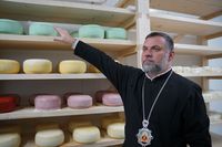 Блаженніший Святослав біля Чернівців освятив єпархіальну сироварню Блаженніший Святослав біля Чернівців освятив єпархіальну сироварню