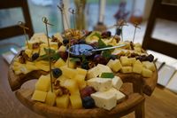 Блаженніший Святослав біля Чернівців освятив єпархіальну сироварню Блаженніший Святослав біля Чернівців освятив єпархіальну сироварню