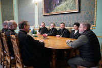 Члени Постійного Синоду УГКЦ зустрілися з&nbsp;головою Чернівецької ОВА