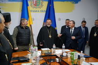 Члени Постійного Синоду УГКЦ зустрілися з&nbsp;головою Чернівецької ОВА