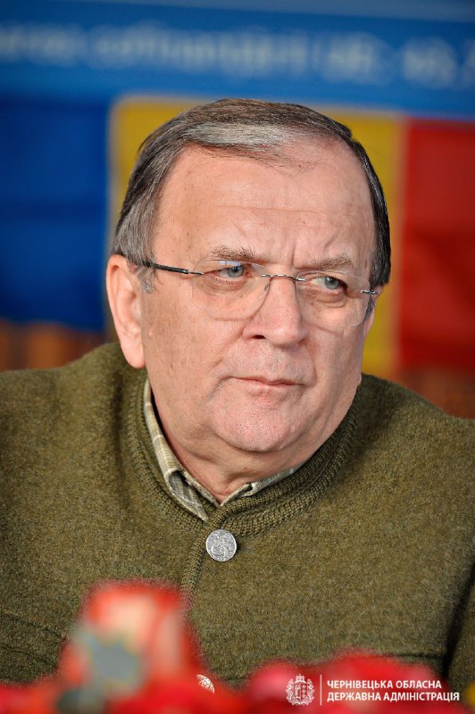 🤝Працюємо над збільшенням пропускної здатності КПП «Порубне - Сірет».
💬Обговорили це питання разом з головою... 🤝Працюємо над збільшенням пропускної здатності КПП «Порубне - Сірет».
💬Обговорили це питання разом з головою...