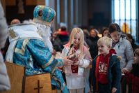 До дітей української громади в Дубліні завітав святий Миколай До дітей української громади в Дубліні завітав святий Миколай