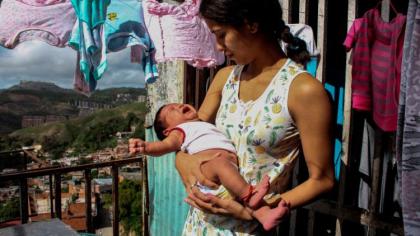 Дикастерія віровчення: сприяти доступові до таїнств одиноких матерів Дикастерія віровчення: сприяти доступові до таїнств одиноких матерів