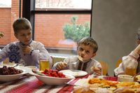 Як в&nbsp;УГКЦ розділили різдвяну трапезу з&nbsp;потребуючими