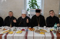 Як в&nbsp;УГКЦ розділили різдвяну трапезу з&nbsp;потребуючими