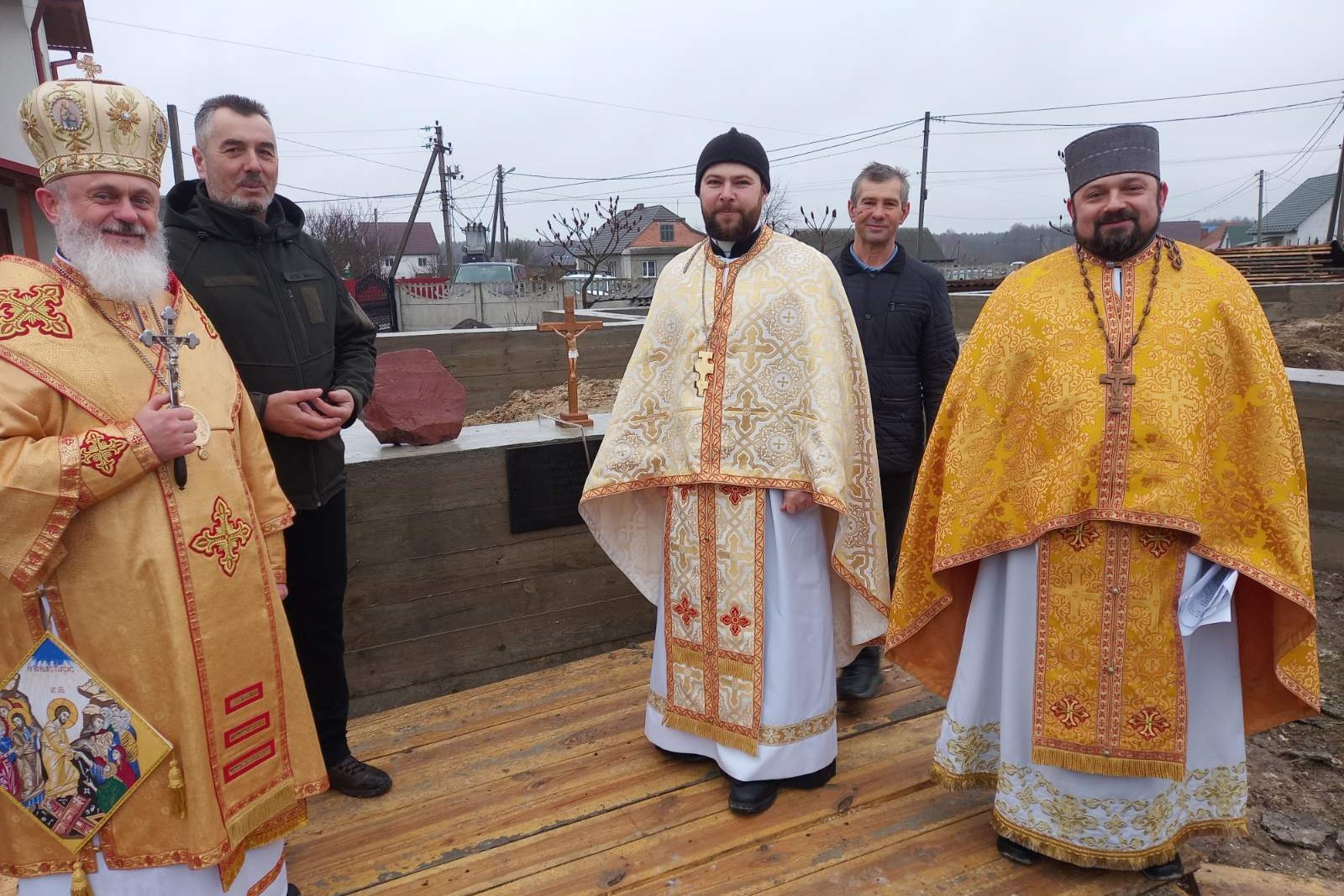 &laquo;Купи варення&nbsp;&mdash; збудуй храм&raquo;: Освячення фундаменту під храм УГКЦ у&nbsp;Старій Вижівці