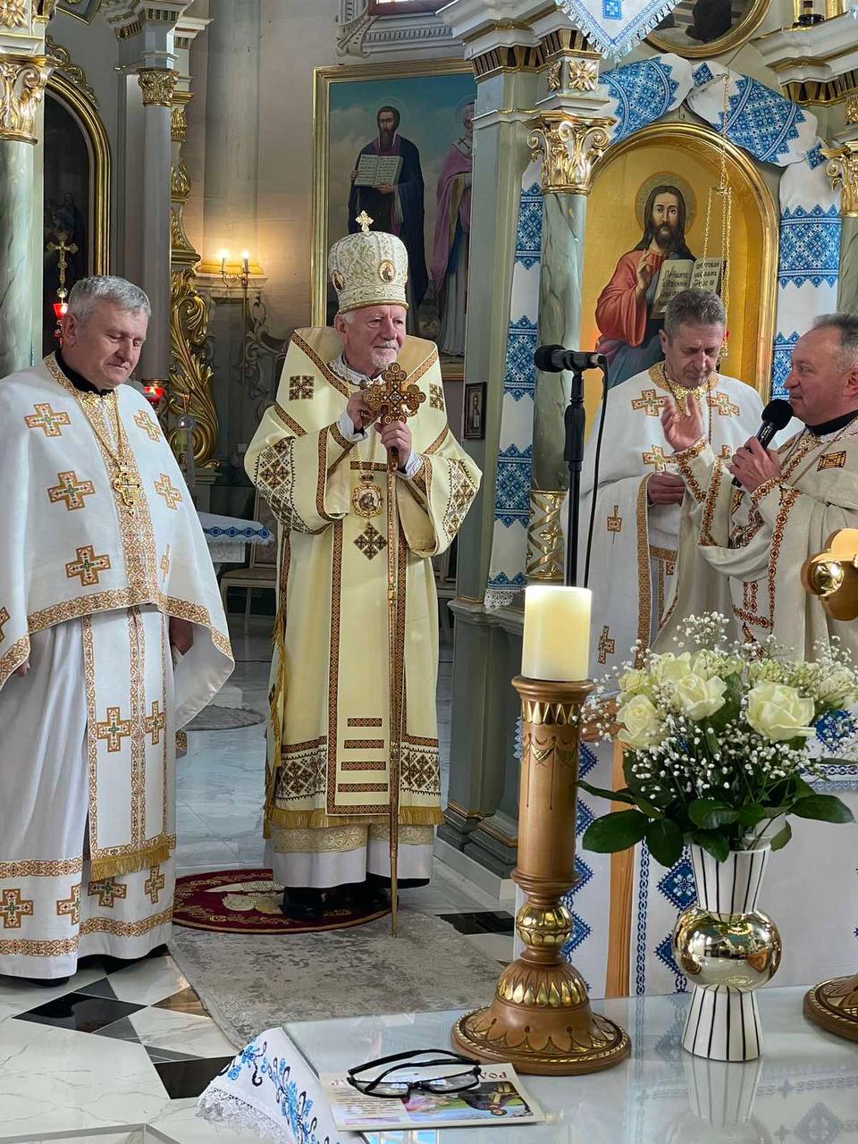 «Літургія є невичерпним джерелом Божих ласк і благословення», – Митрополит Володимир під час візиту у Перегінське «Літургія є невичерпним джерелом Божих ласк і благословення», – Митрополит Володимир під час візиту у Перегінське