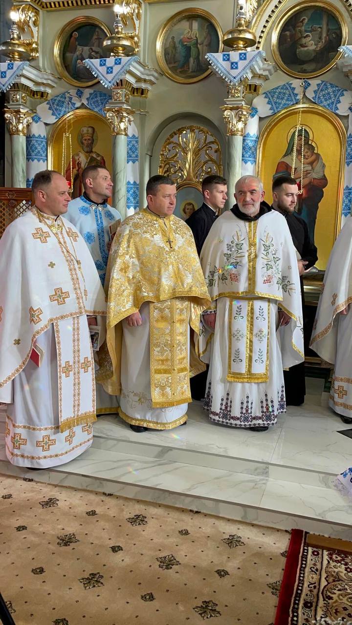 «Літургія є невичерпним джерелом Божих ласк і благословення», – Митрополит Володимир під час візиту у Перегінське «Літургія є невичерпним джерелом Божих ласк і благословення», – Митрополит Володимир під час візиту у Перегінське