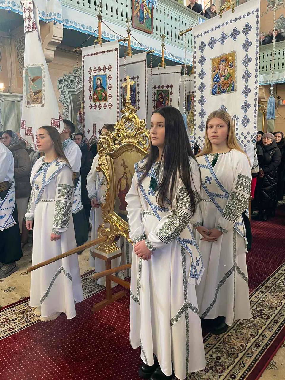 «Літургія є невичерпним джерелом Божих ласк і благословення», – Митрополит Володимир під час візиту у Перегінське «Літургія є невичерпним джерелом Божих ласк і благословення», – Митрополит Володимир під час візиту у Перегінське