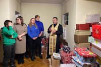 «Миколай про тебе не забуде»: святий Миколай завітав до юних тернополян «Миколай про тебе не забуде»: святий Миколай завітав до юних тернополян