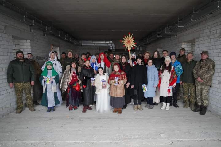 Різдвяний вертеп завітав до&nbsp;нацгвардійців на&nbsp;Харківщині