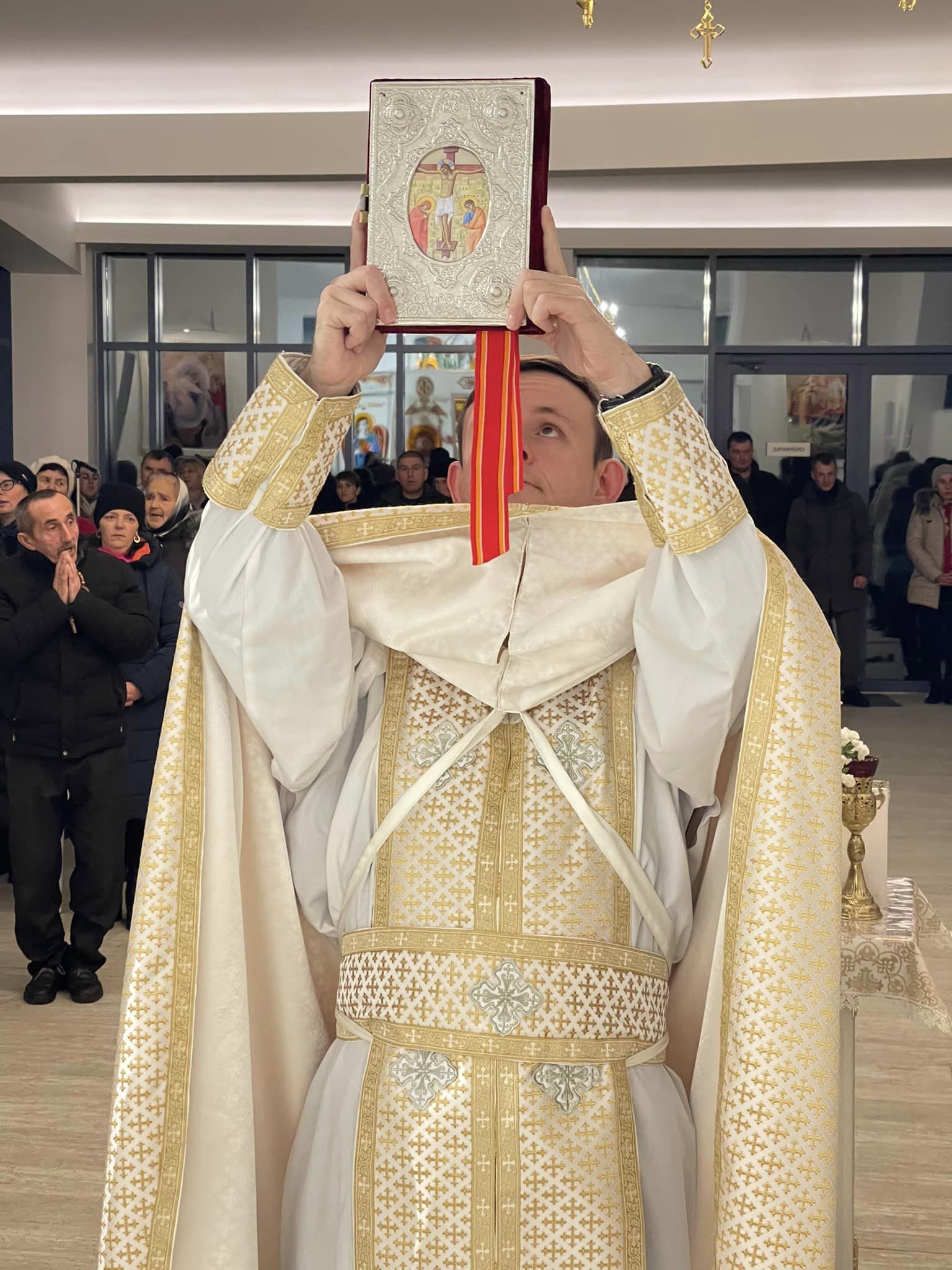 У Відпустовому центрі Симеона Лукача молитовно відзначили 12-ту річницю заснування Івано-Франківської Митрополії У Відпустовому центрі Симеона Лукача молитовно відзначили 12-ту річницю заснування Івано-Франківської Митрополії