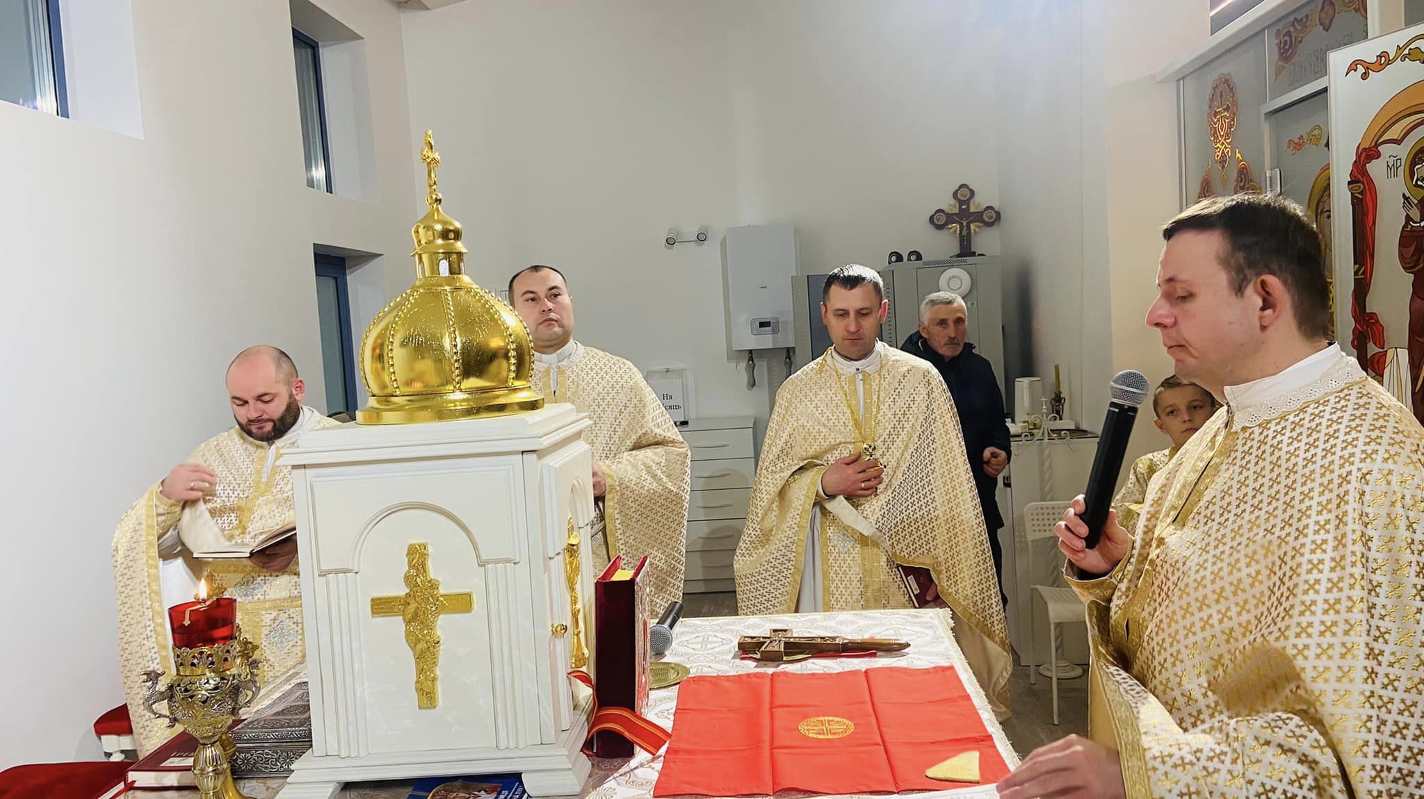 У Відпустовому центрі Симеона Лукача молитовно відзначили 12-ту річницю заснування Івано-Франківської Митрополії У Відпустовому центрі Симеона Лукача молитовно відзначили 12-ту річницю заснування Івано-Франківської Митрополії