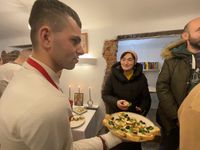 Владика Йосафат Мощич освятив першу в Чернівцях інклюзивну кав’ярню