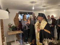 Владика Йосафат Мощич освятив першу в Чернівцях інклюзивну кав’ярню