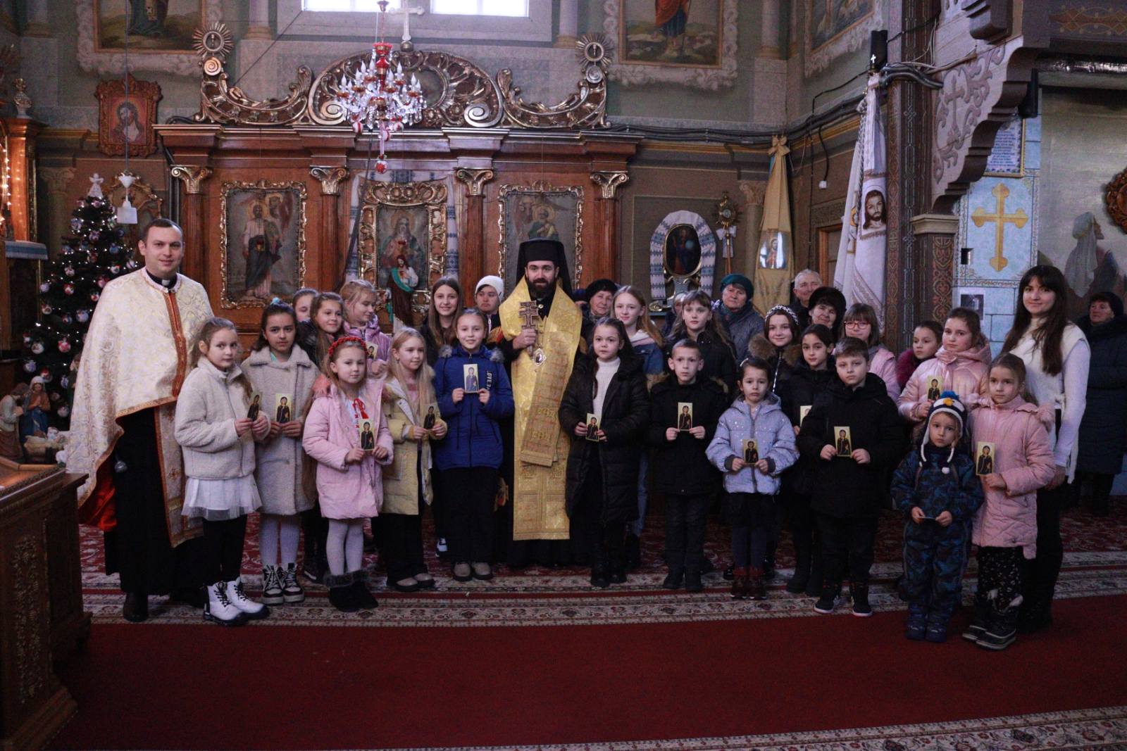 Владика Микола Семенишин з архіпастирським візитом відвідав Рожнятів Владика Микола Семенишин з архіпастирським візитом відвідав Рожнятів