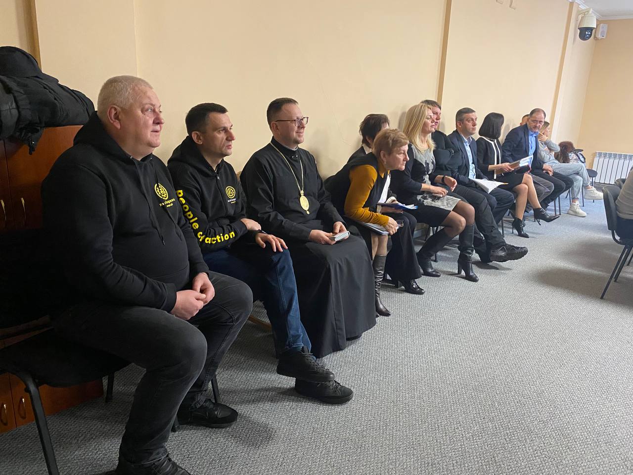 Владика Володимир відвідав Новояворівську міську раду та взяв участь у льодовому шоу для дітей “Нова радість стала” Владика Володимир відвідав Новояворівську міську раду та взяв участь у льодовому шоу для дітей “Нова радість стала”