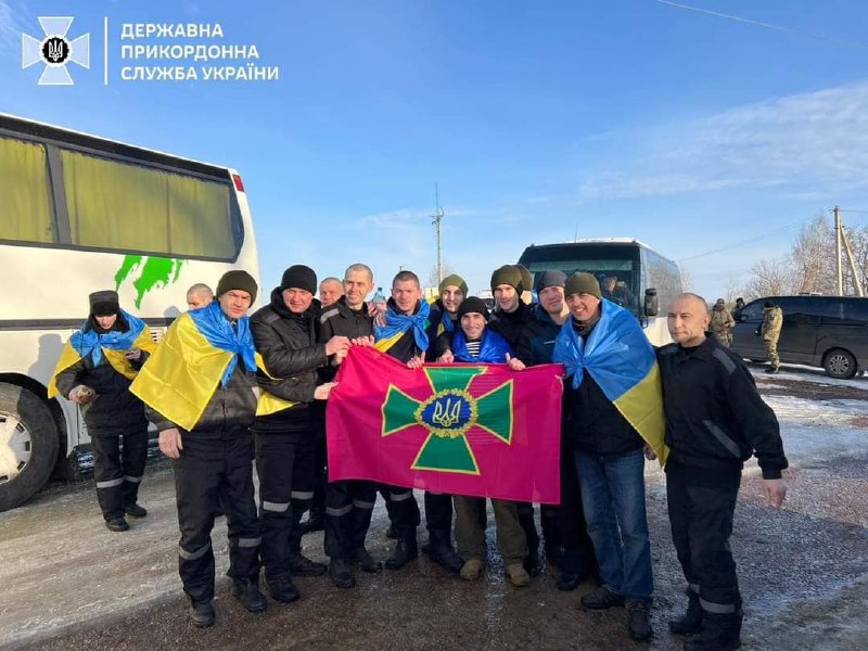 💪Маємо дуже позитивні новини!
✅Наразі можу підтвердити, що додому з російського полону повернулися двоє буковинців: 💪Маємо дуже позитивні новини!
✅Наразі можу підтвердити, що додому з російського полону повернулися двоє буковинців: