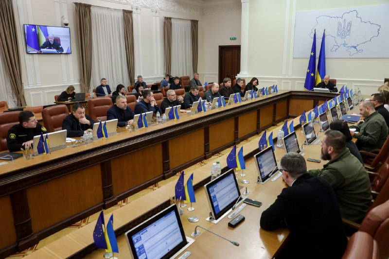📍 Сьогодні Уряд ухвалив рішення про створення чергового індустріального парку на Закарпатті. 📍 Сьогодні Уряд ухвалив рішення про створення чергового індустріального парку на Закарпатті.