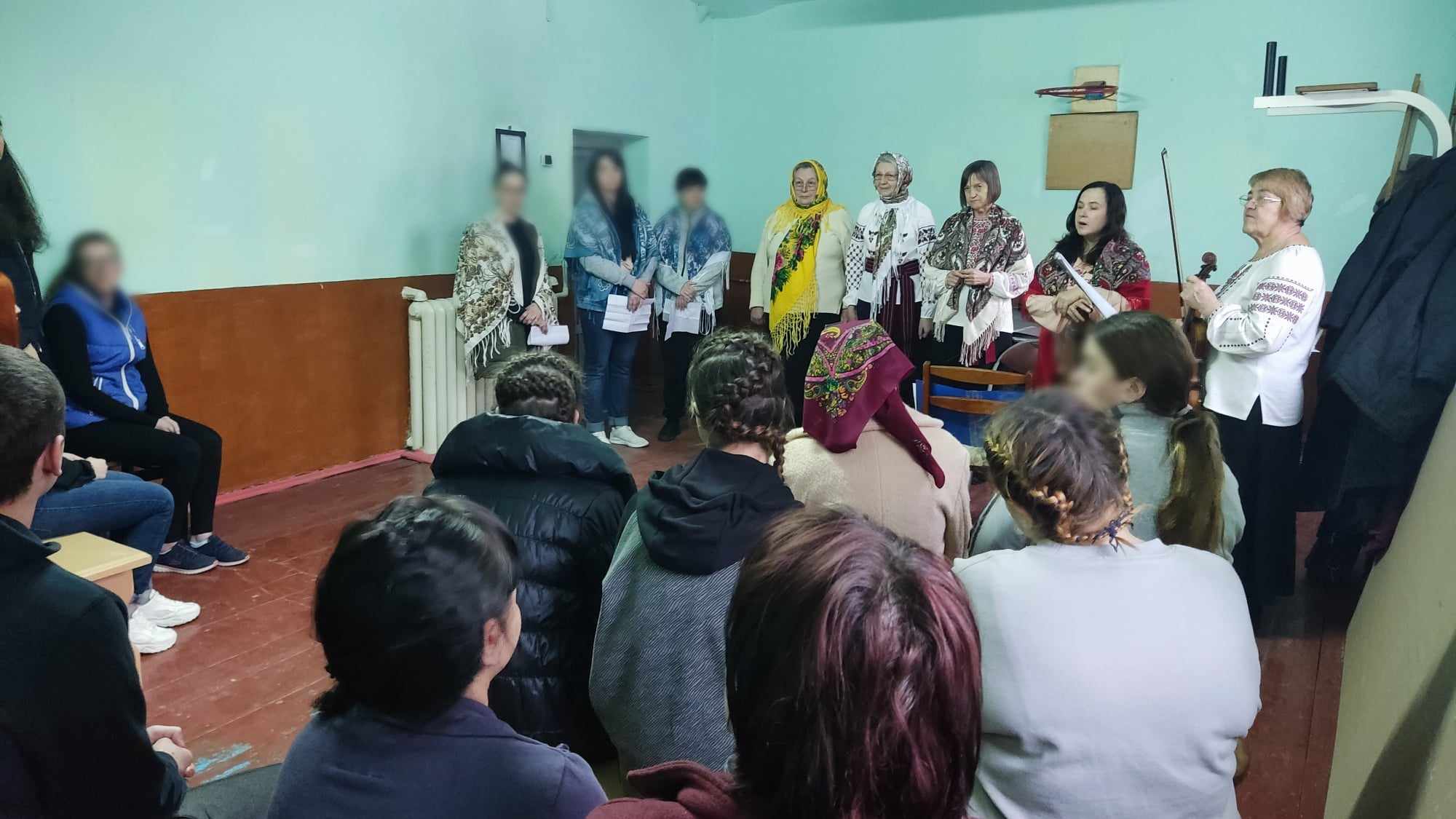 Для засуджених жінок в Івано-Франківську відбулася різдвяна коляда Для засуджених жінок в Івано-Франківську відбулася різдвяна коляда