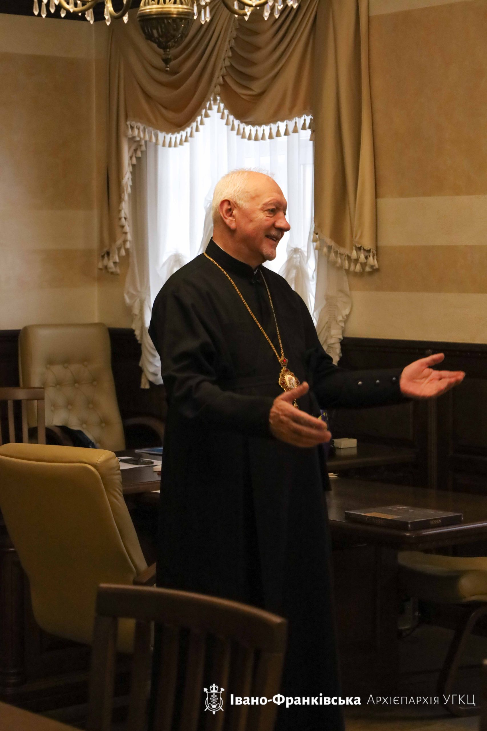 До архієпархіального управління завітали колядники До архієпархіального управління завітали колядники