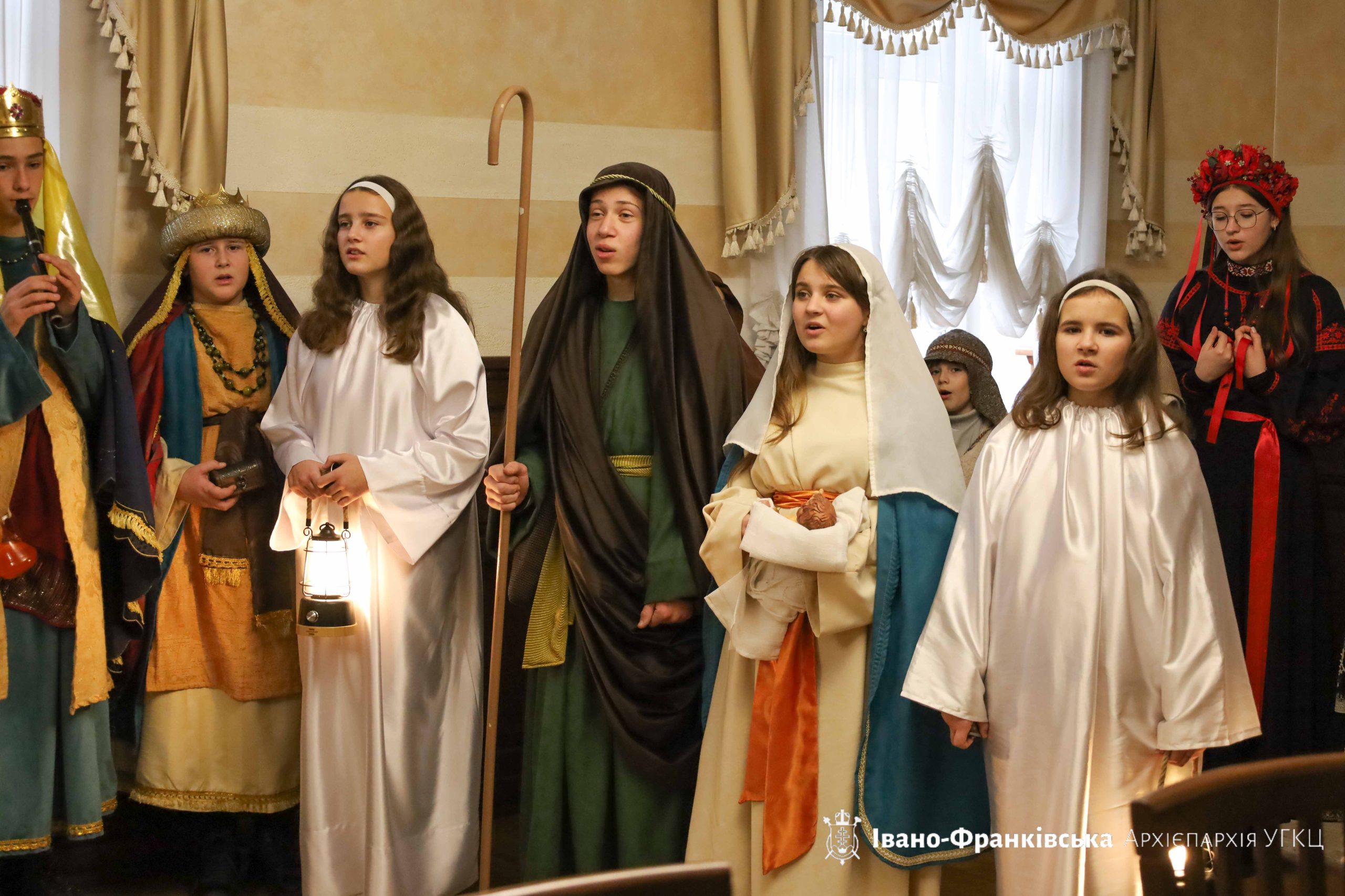 До архієпархіального управління завітали колядники До архієпархіального управління завітали колядники