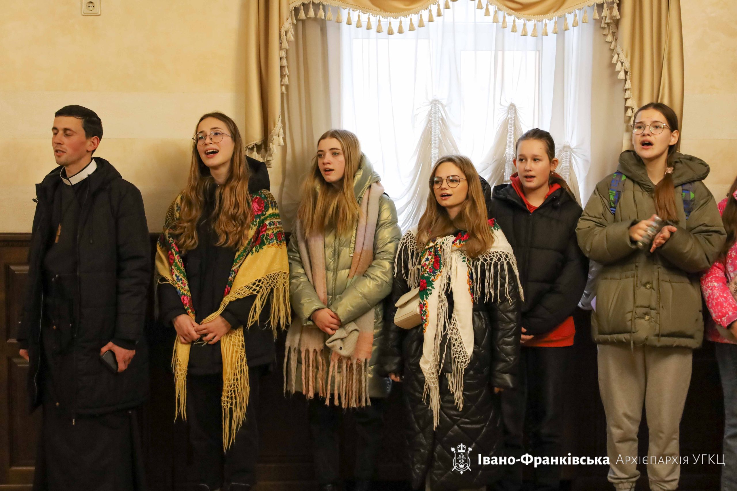 До архієпархіального управління завітали колядники До архієпархіального управління завітали колядники