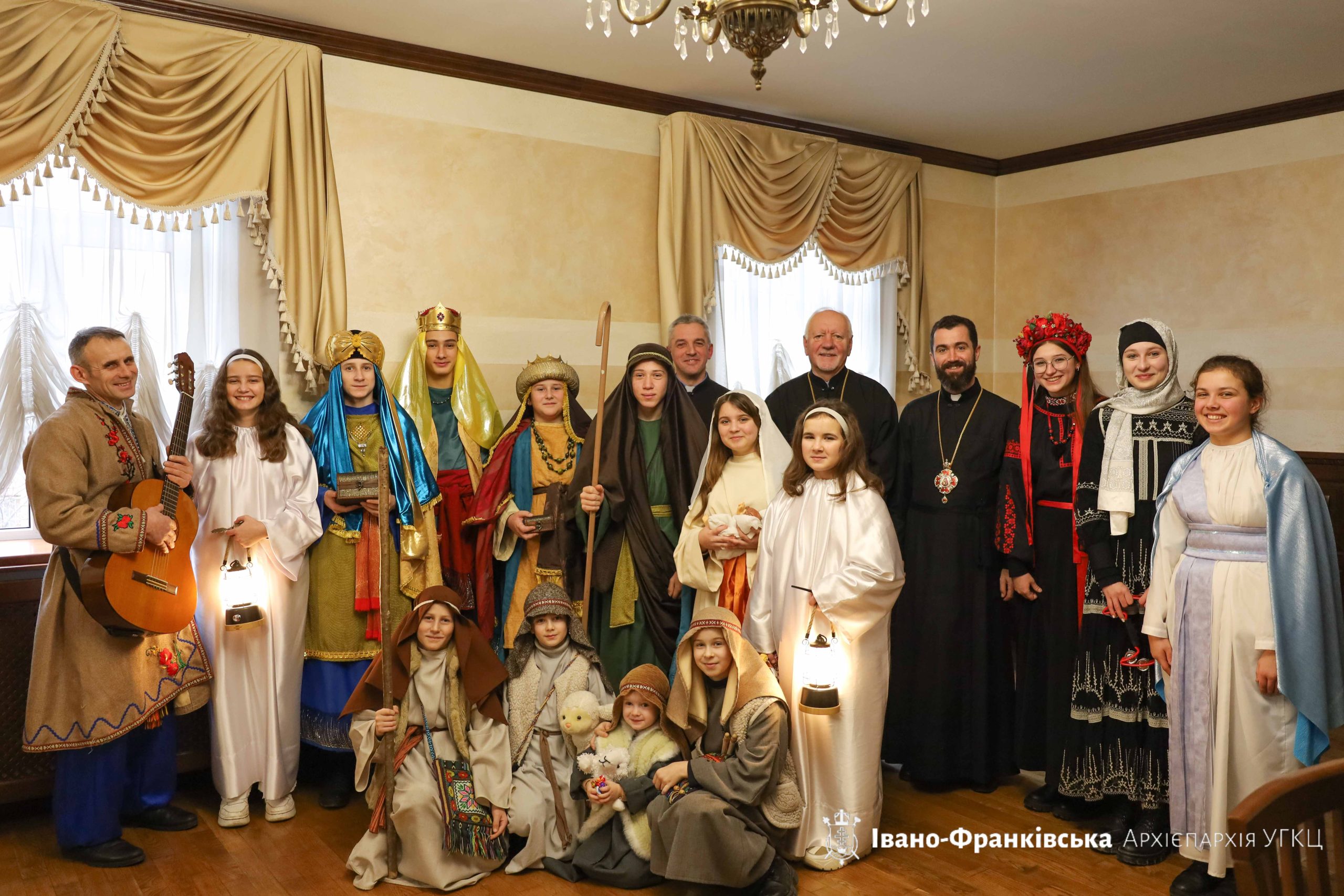 До архієпархіального управління завітали колядники До архієпархіального управління завітали колядники