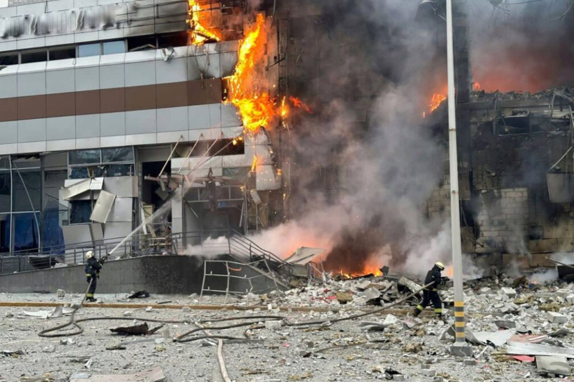 Глава УГКЦ у 98-й тиждень війни: 1,3 мільярда доларів за один день атаки росія інвестувала у смерть українців Глава УГКЦ у 98-й тиждень війни: 1,3 мільярда доларів за один день атаки росія інвестувала у смерть українців