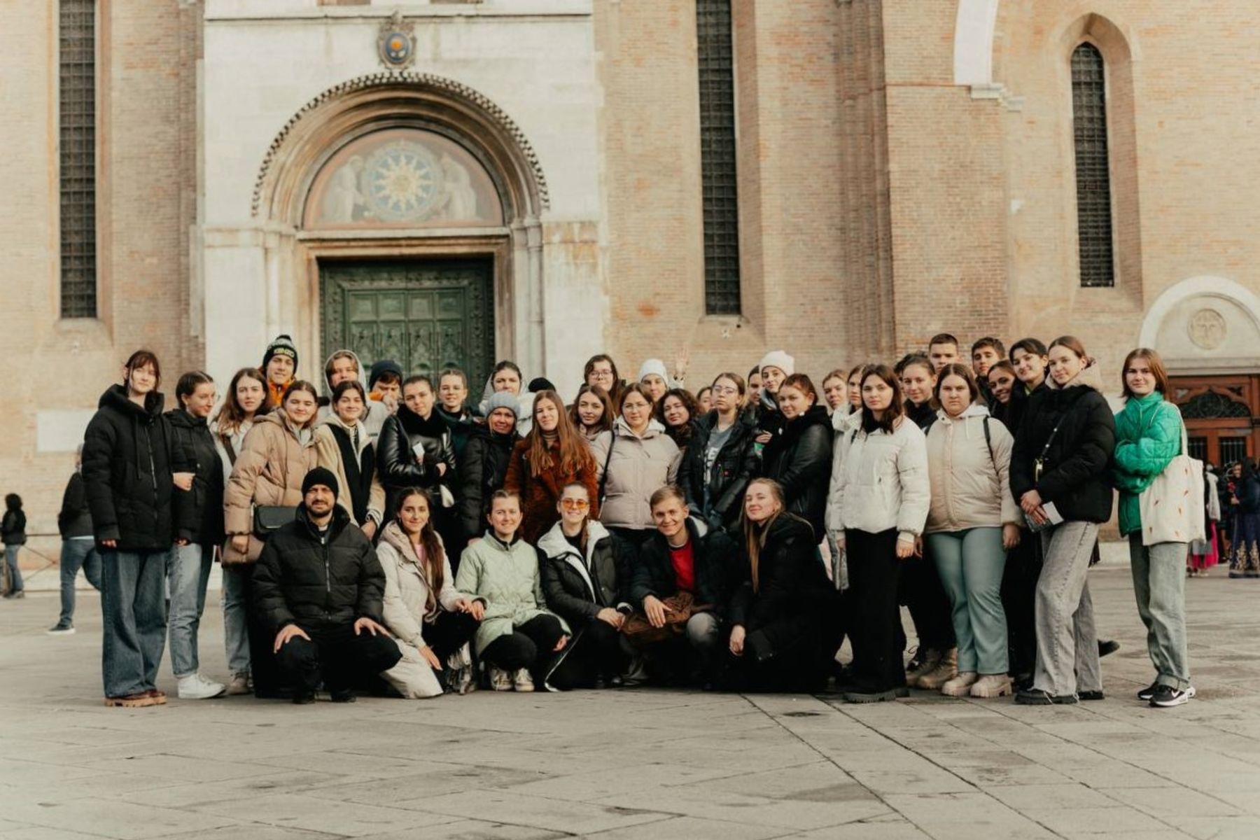 Ми&nbsp;&mdash; не&nbsp;музейні експонати, а&nbsp;живі люди, які приїхали в&nbsp;Італію, щоб бути свідками життя в&nbsp;драмі смерті